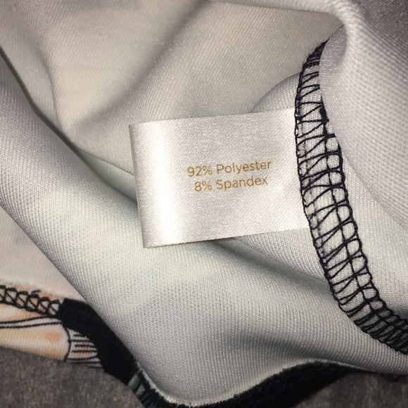 Decree Crop/Tank Top - Picture 4 of 7